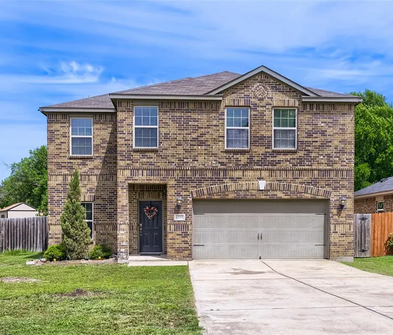 1200 Oak Creek Drive, Hutchins TX 75141