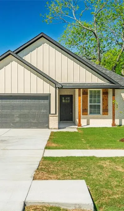 113 N Third Street, Celeste TX 75423