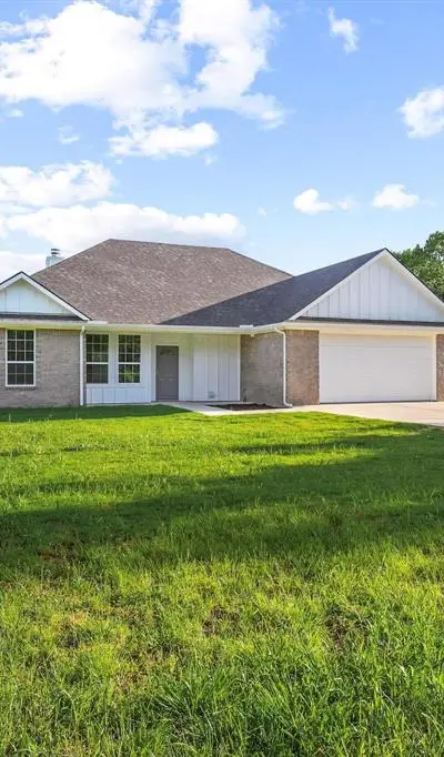 903 W Cardinal Street, Ector TX 75439 - Photo 2
