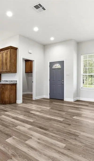 903 W Cardinal Street, Ector TX 75439 - Photo 5