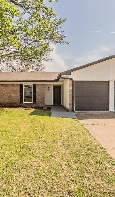 228 Blair Lane, Arlington TX 76014