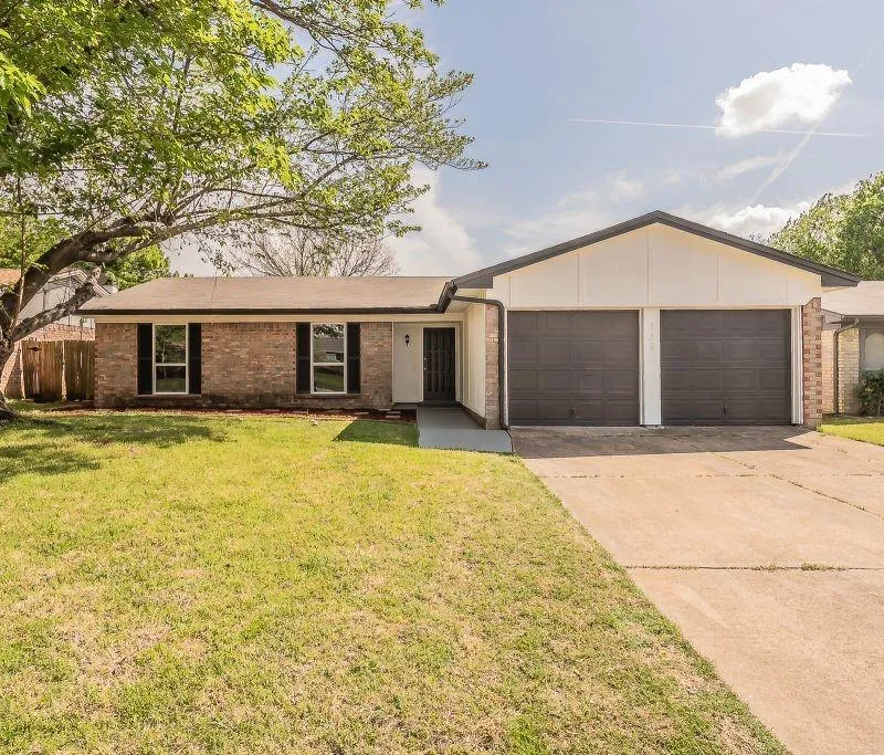 228 Blair Lane, Arlington TX 76014