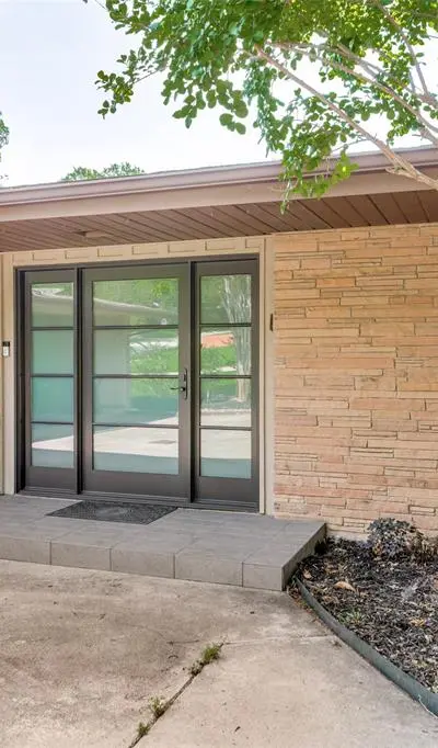4101 Hildring Drive E, Fort Worth TX 76109 - Photo 5