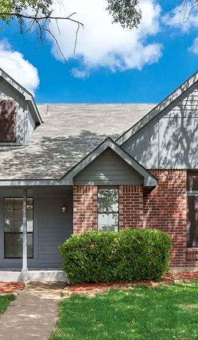 4028 O B Crowe Drive, Dallas TX 75227