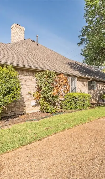 440 Moran Drive, Highland Village TX 75077 - Photo 5