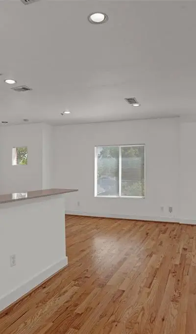 111 N Merrill Avenue, Duncanville TX 75116 - Photo 5