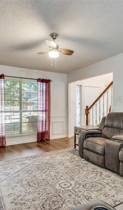 627 Lemon Drive, Arlington TX 76018 - Photo 5