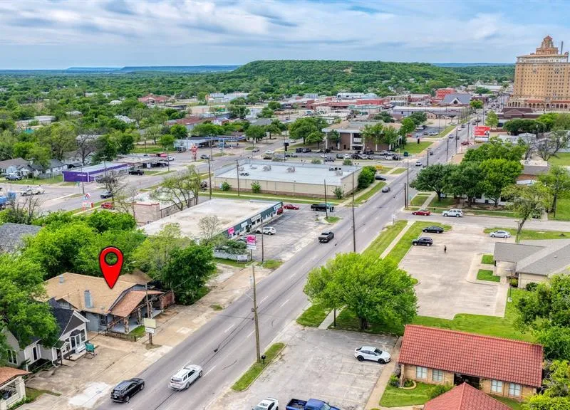 900 E Hubbard Street, Mineral Wells TX 76067