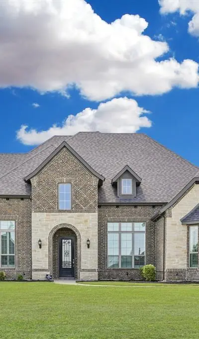 8230 Palmer Lane, Waxahachie TX 75167