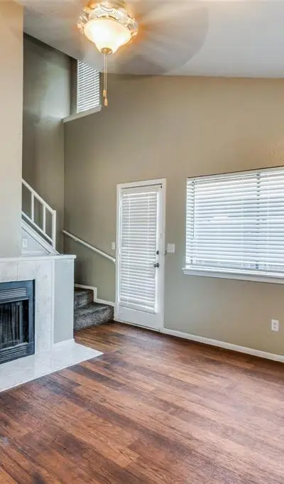 1122 Millview # 701, Arlington TX 76012 - Photo 2