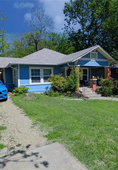 704 Cameron Avenue, Dallas TX 75223 - Photo 3