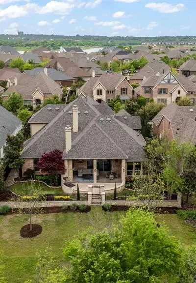 1245 Blue Lake Boulevard, Arlington TX 76005 - Photo 2