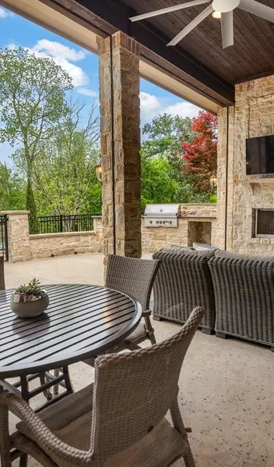 1245 Blue Lake Boulevard, Arlington TX 76005 - Photo 3