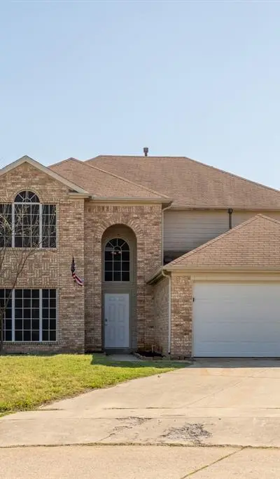 322 Thousand Oaks Drive, Lake Dallas TX 75065