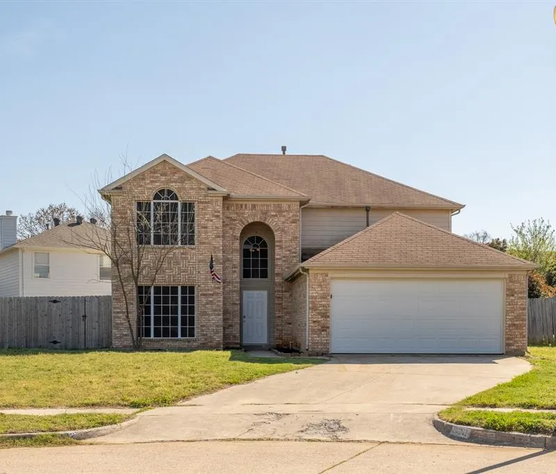 322 Thousand Oaks Drive, Lake Dallas TX 75065
