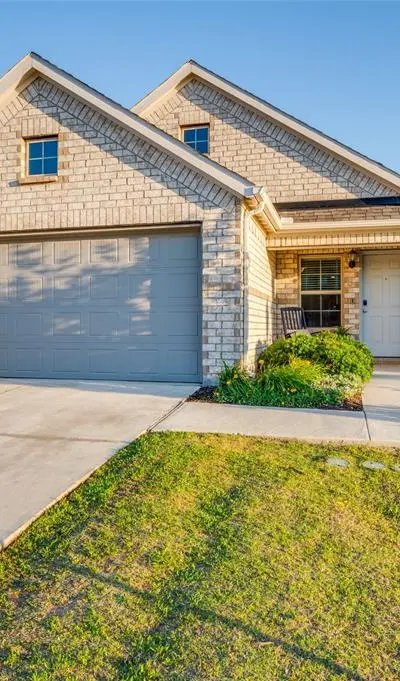 3406 Duncan Way, Corinth TX 76210 - Photo 2