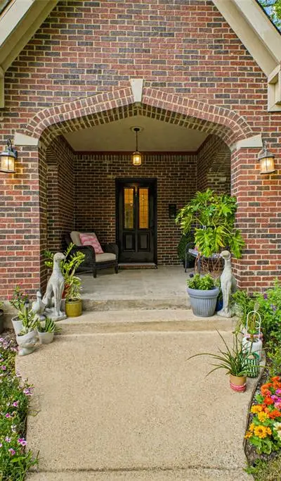 1123 Clermont Avenue, Dallas TX 75223 - Photo 3