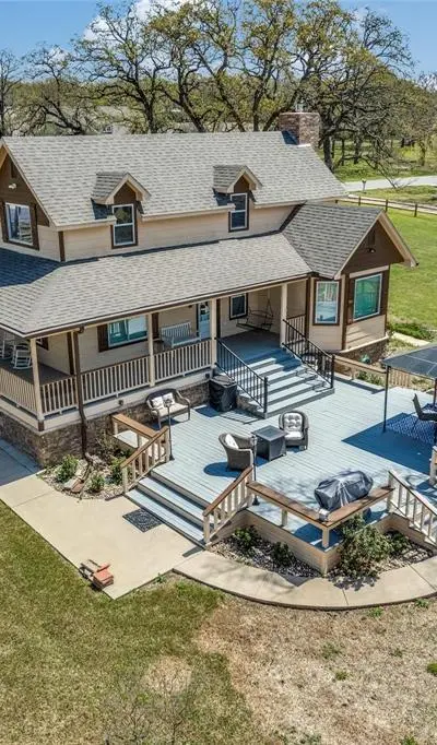 810 Kiowa Drive E, Lake Kiowa TX 76240