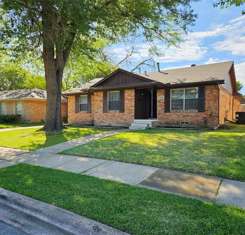 1316 Lexington Drive, Garland TX 75041