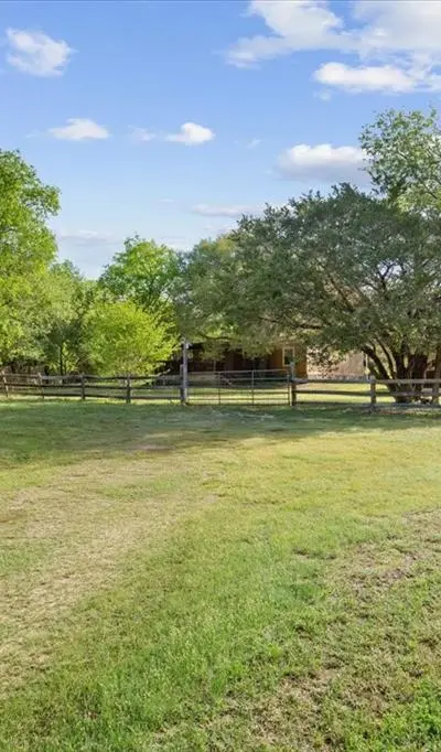 2504 Prause Road, China Spring TX 76633 - Photo 5