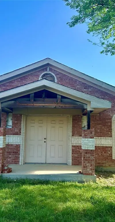 3022 25TH Street, Fort Worth TX 76106