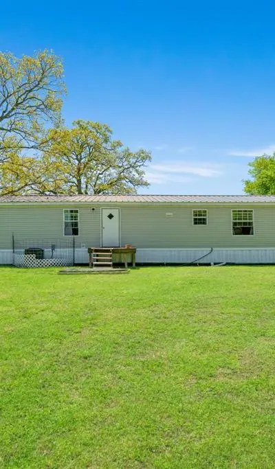 1530 W Front Street # 82, Blossom TX 75416 - Photo 4