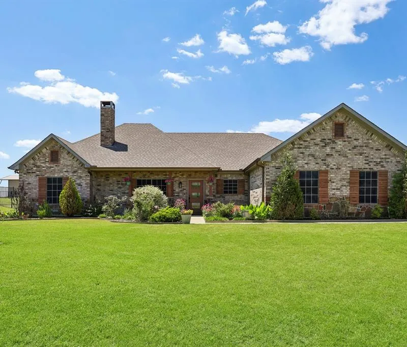 1287 Chartres, Oak Ridge TX 75142