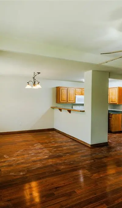 10906 Shady Oaks Drive, Runaway Bay TX 76426 - Photo 5