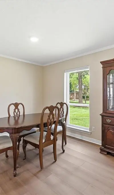 628 Robindale Court, Bedford TX 76022 - Photo 5