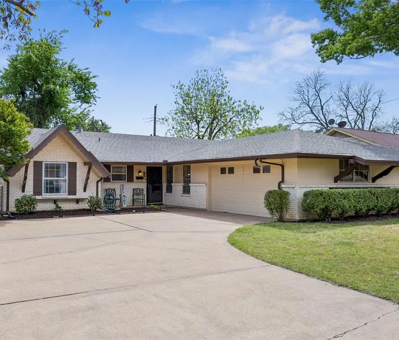 1918 Normandy Drive, Irving TX 75060