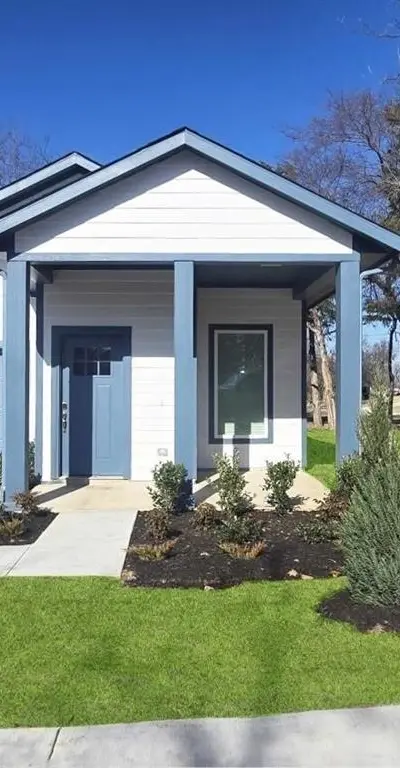 331 E Hull Street, Denison TX 75021