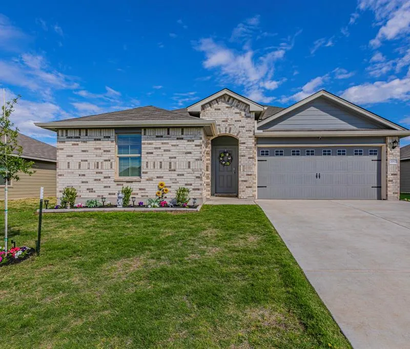 7017 Canadian Drive, China Spring TX 76633