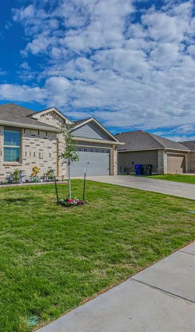 7017 Canadian Drive, China Spring TX 76633 - Photo 2