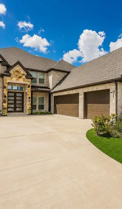 371 Cheyenne Mountain Drive, Ovilla TX 75154
