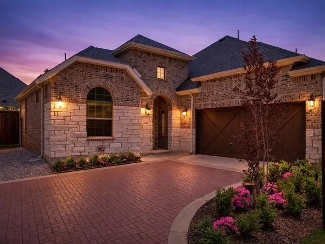 4831 Forest Crest Parkway, Arlington TX 76005