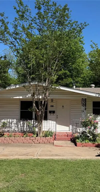 5013 Merida Avenue, Fort Worth TX 76115