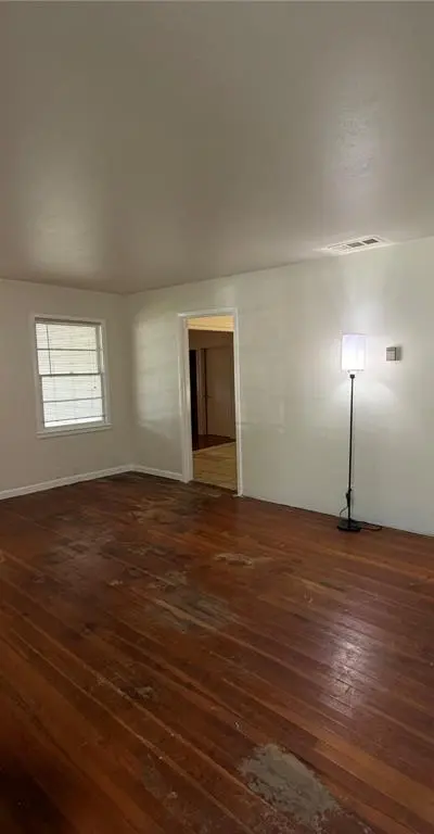 5013 Merida Avenue, Fort Worth TX 76115 - Photo 2