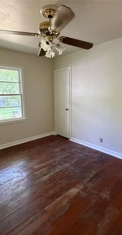 5013 Merida Avenue, Fort Worth TX 76115 - Photo 5