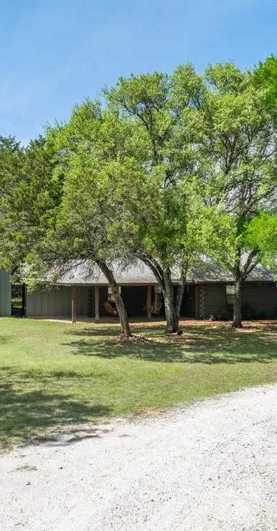 2731 Garrett Lane, China Spring TX 76633