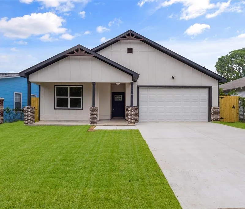 3101 Crenshaw Avenue, Fort Worth TX 76105