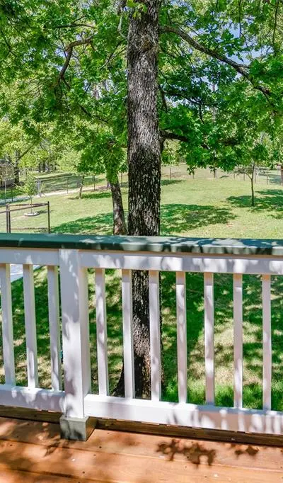 100 Shawnee Trail Road, Whitesboro TX 76273 - Photo 4