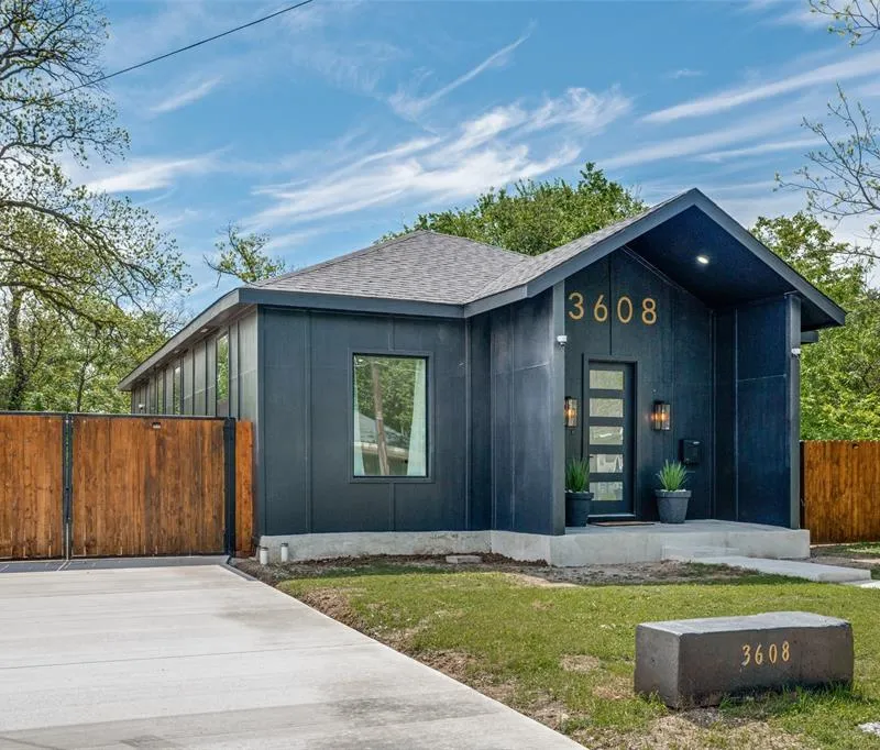 3608 Metropolitan Avenue, Dallas TX 75210