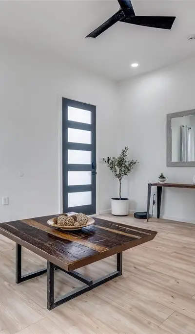 3608 Metropolitan Avenue, Dallas TX 75210 - Photo 4