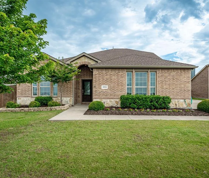 1081 W Sunset Boulevard, Celina TX 75009