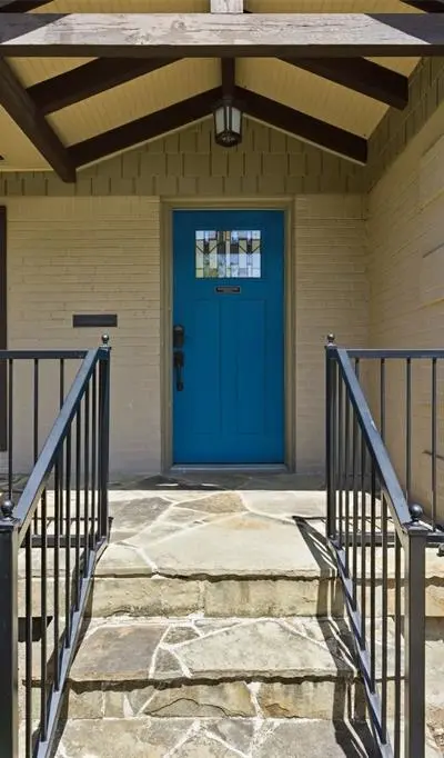 2615 Alco Avenue, Dallas TX 75211 - Photo 3