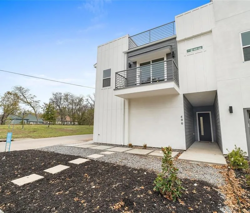 400 S Henderson Avenue # 400, Dallas TX 75223