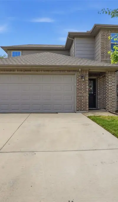 637 S Redford Lane, White Settlement TX 76108 - Photo 2