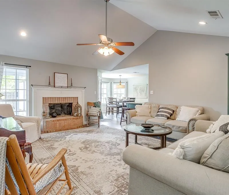 605 Rhonda, Italy TX 76651