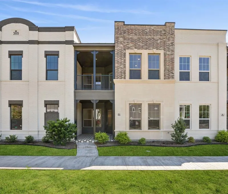 305 Sunset Lane # 103, Fort Worth TX 76114