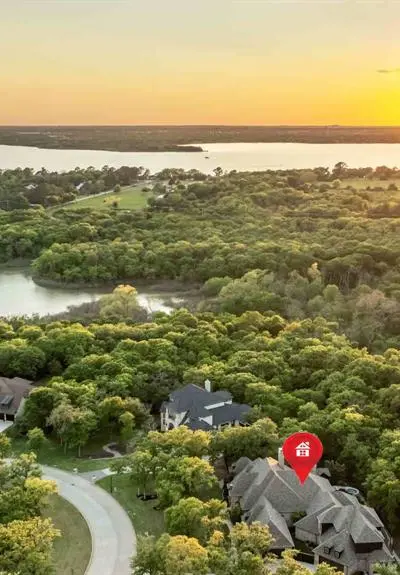 521 W Waters Edge Way, Oak Point TX 75068